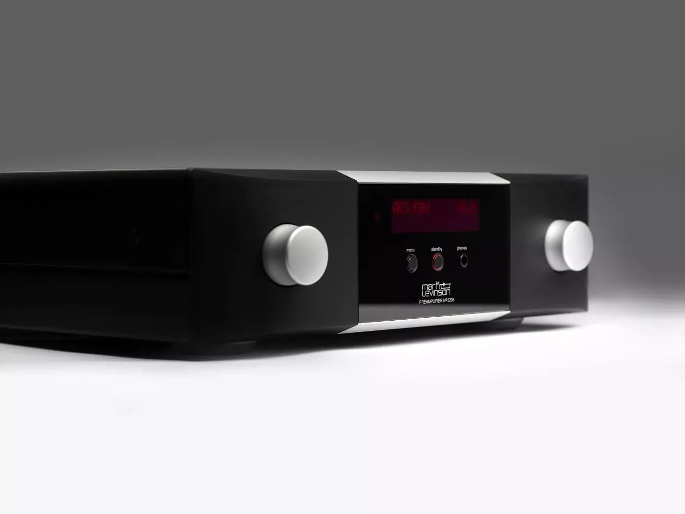 Mark Levinson - No 5206 Dual Mono Preamplifier OPEN BOX